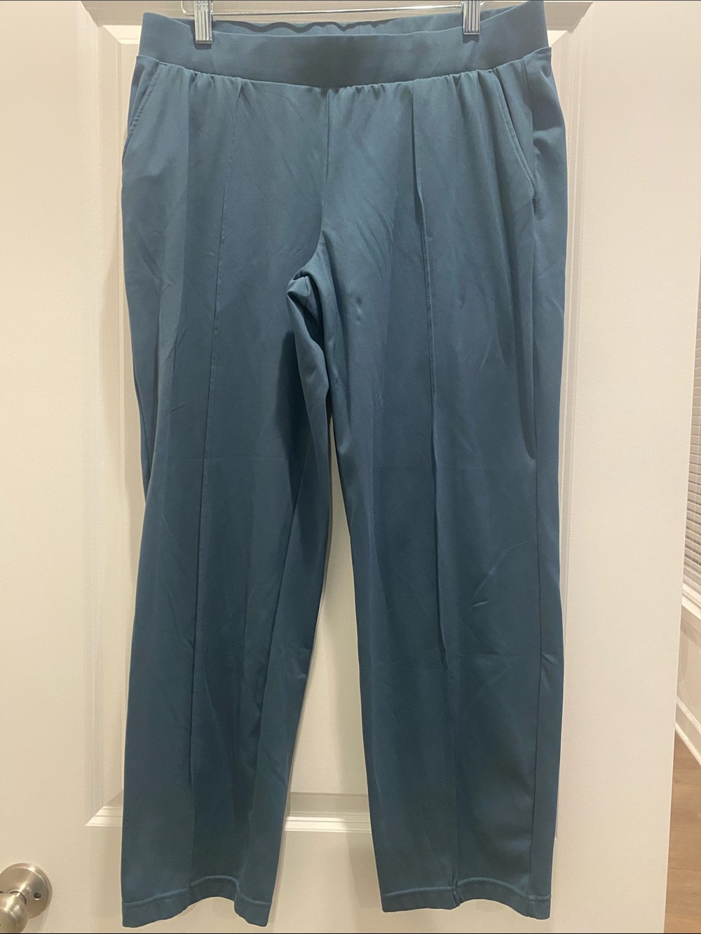 Mondetta Women's Straight-Leg Pants in Slate Blue